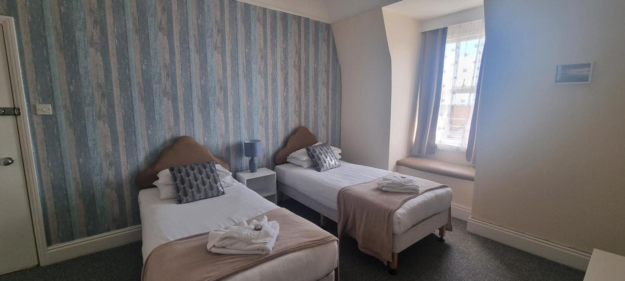 Royal Pier Hotel Sandown Exterior foto